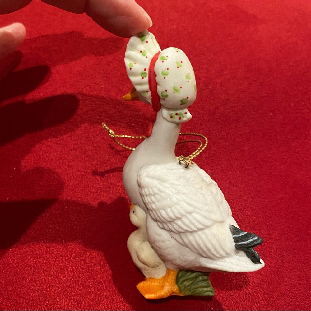 NIB/vintage rare Gorham “Christmas Goose with Gosling” porcelain ornament - Picture 7 of 9